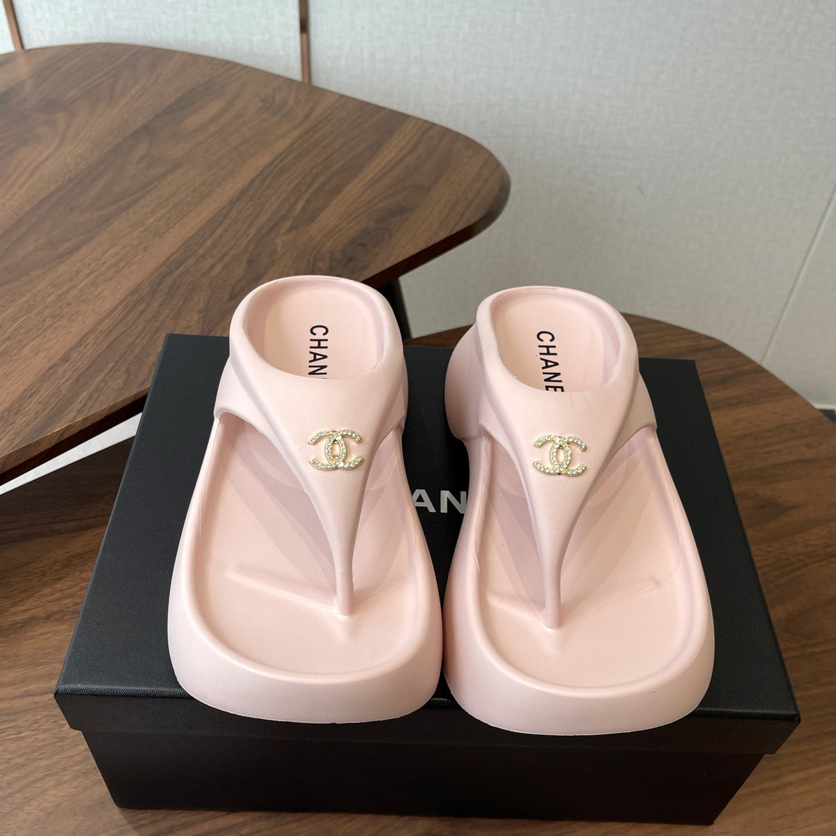 CC 26s Platform Flip-Flops Light Pink Rubber 727523