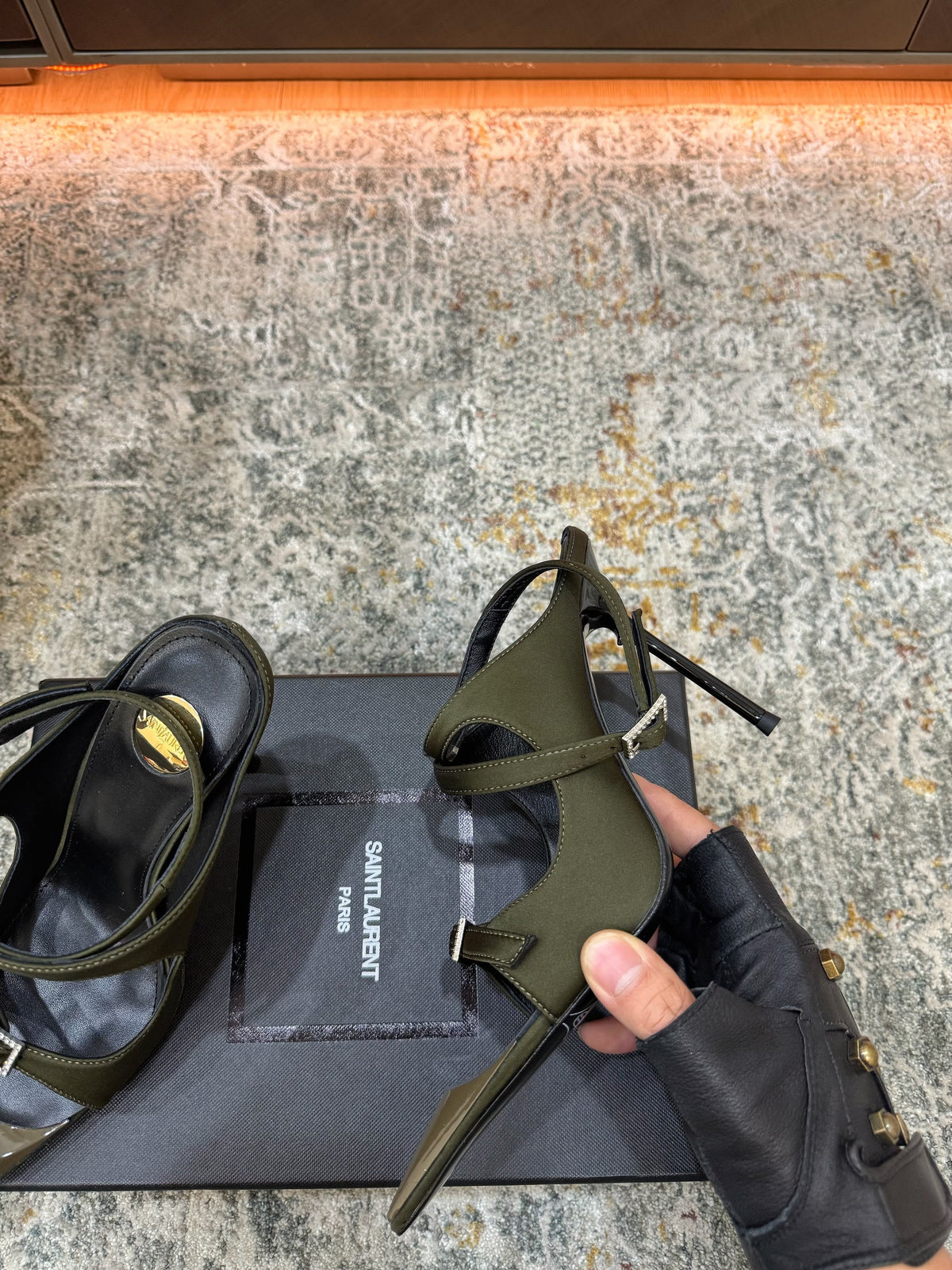 YSL 26FW Sandal 10.5cm Olive Silk 803983
