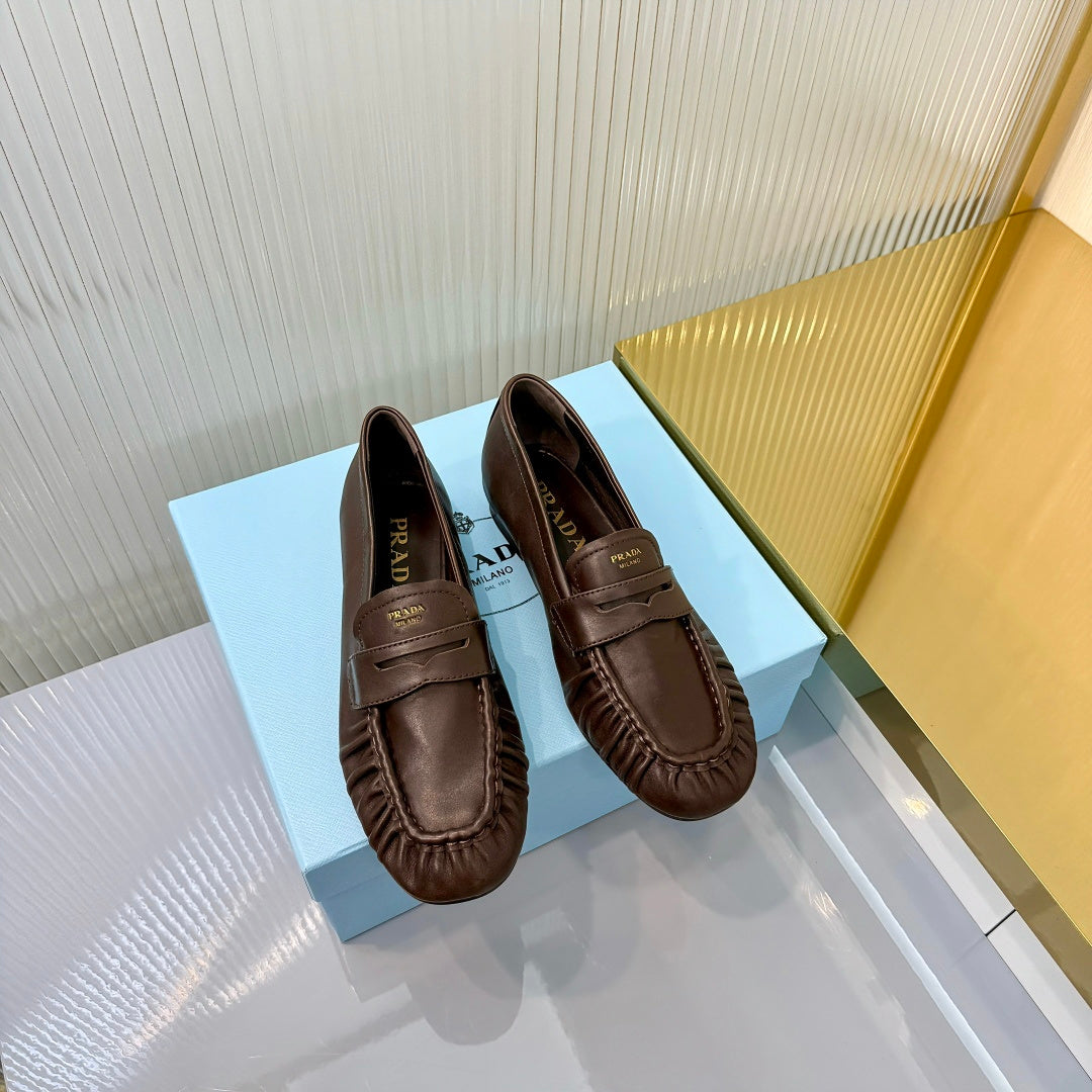 Prada 26s Loafer Coffee Pleated Leather 837703