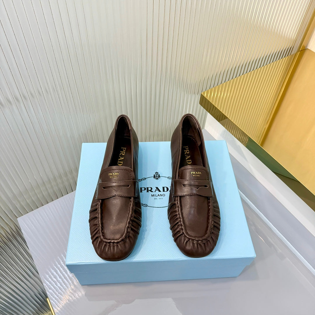 Prada 26s Loafer Coffee Pleated Leather 837703