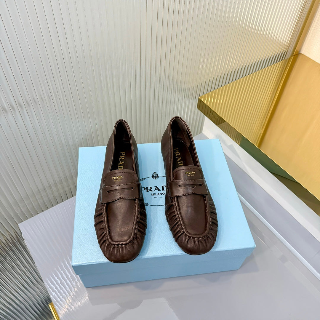 Prada 26s Loafer Coffee Pleated Leather 837703