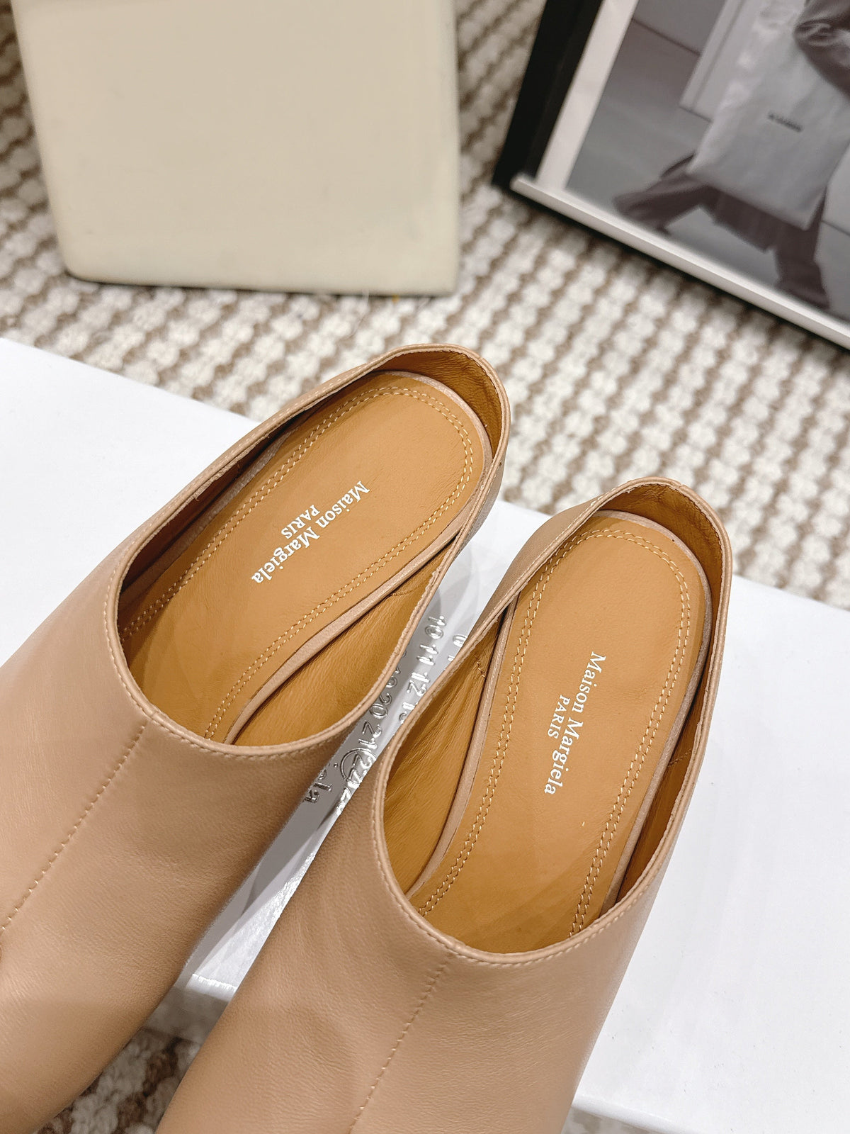 Maison Margie Tabi Décolleté Mule 6cm Beige Cowhide 722684