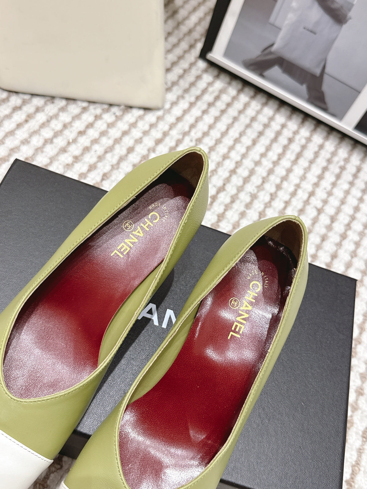 CC 2026 Pump 6cm Green White Lambskin 721421