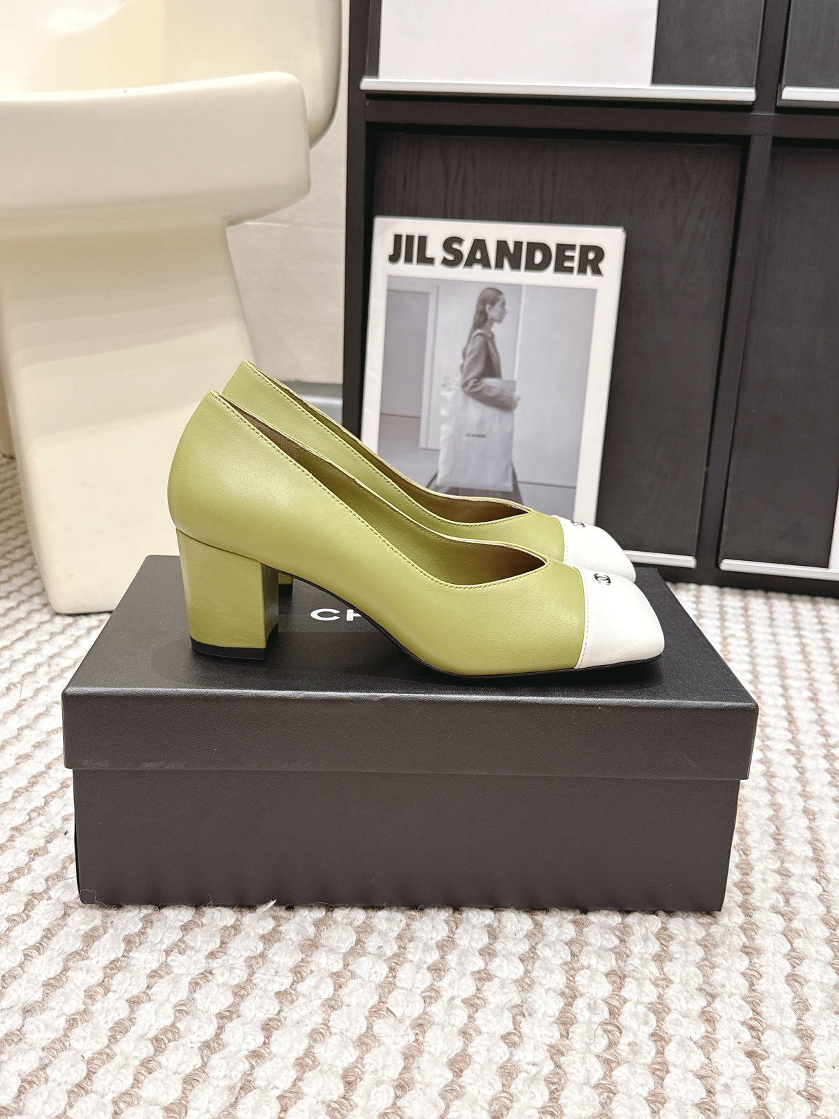 CC 2026 Pump 6cm Green White Lambskin 721421