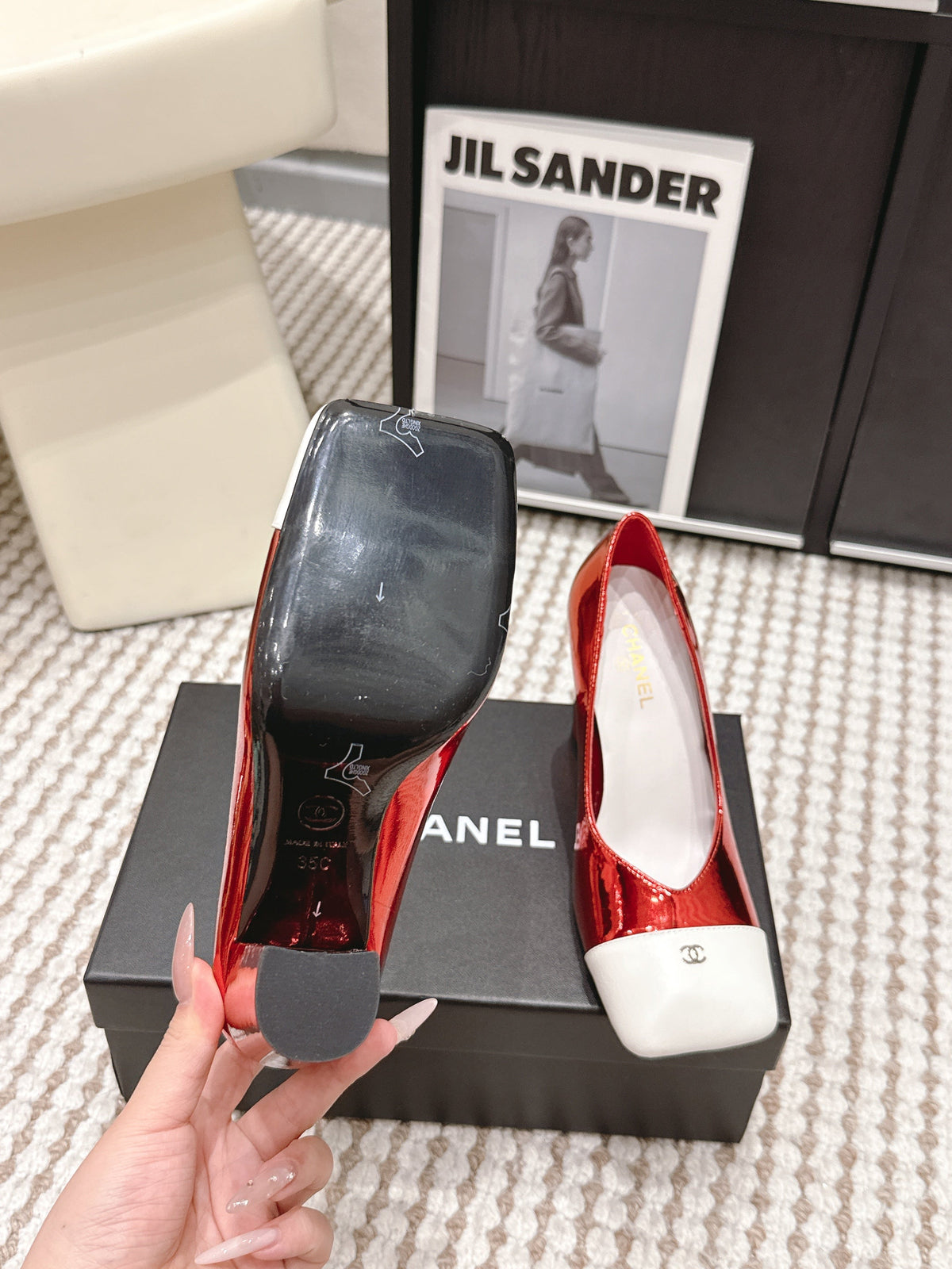 CC 2026 Pump 9cm Red White Patent Leather 721424