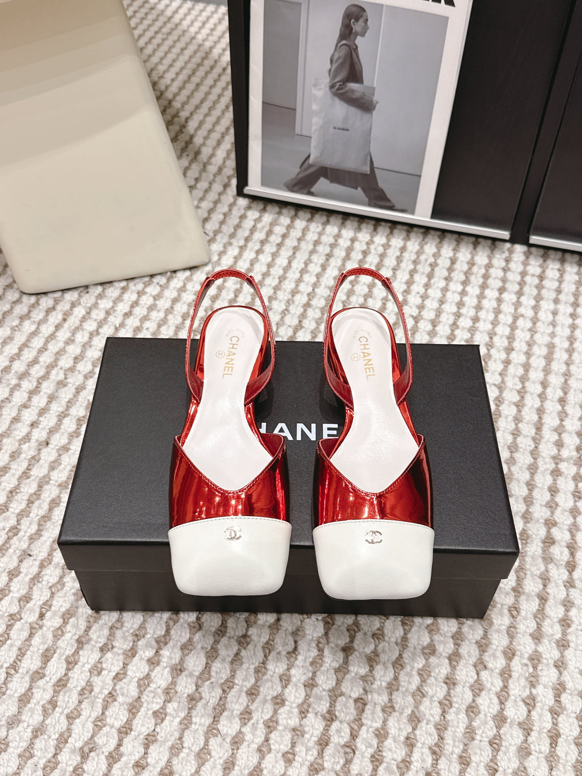 CC 2026 Slingbacks Flat Red White Patent Leather 721432