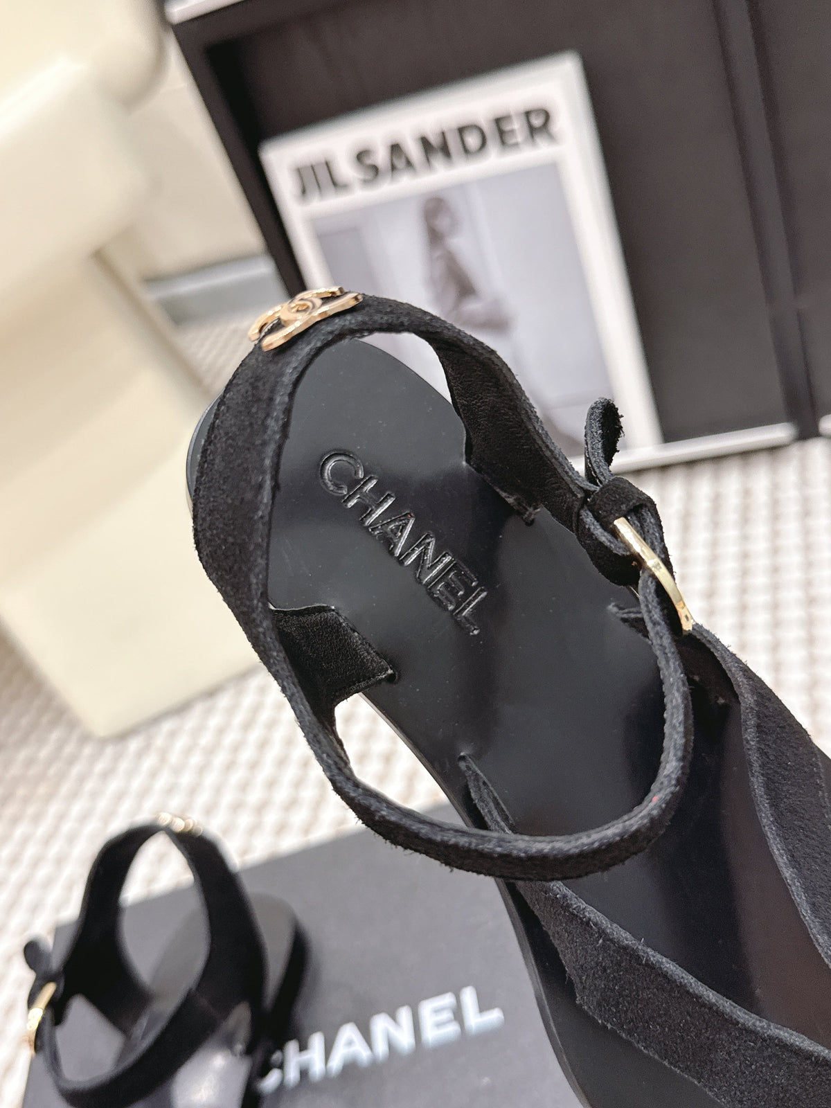 CC Strappy Sandals Black Suede Leather 721499