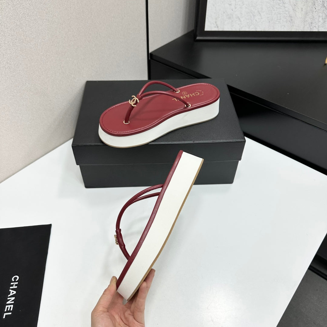 CC 26s Platform Thong Sandals Burgundy Lambskin 817604