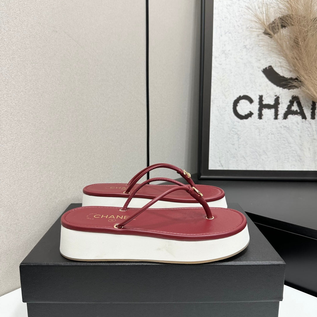 CC 26s Platform Thong Sandals Burgundy Lambskin 817604