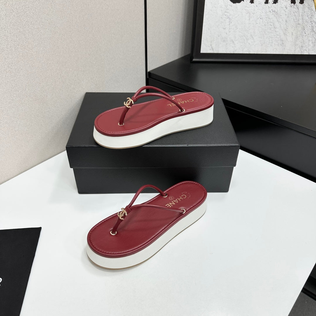 CC 26s Platform Thong Sandals Burgundy Lambskin 817604