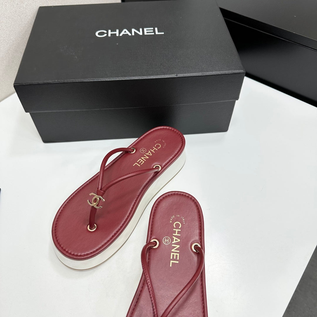 CC 26s Platform Thong Sandals Burgundy Lambskin 817604