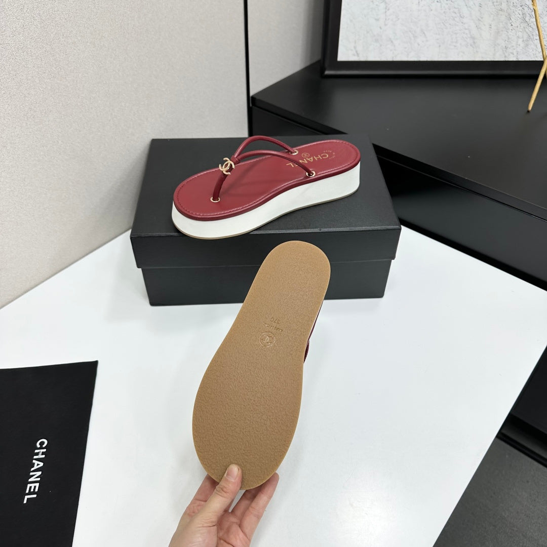 CC 26s Platform Thong Sandals Burgundy Lambskin 817604