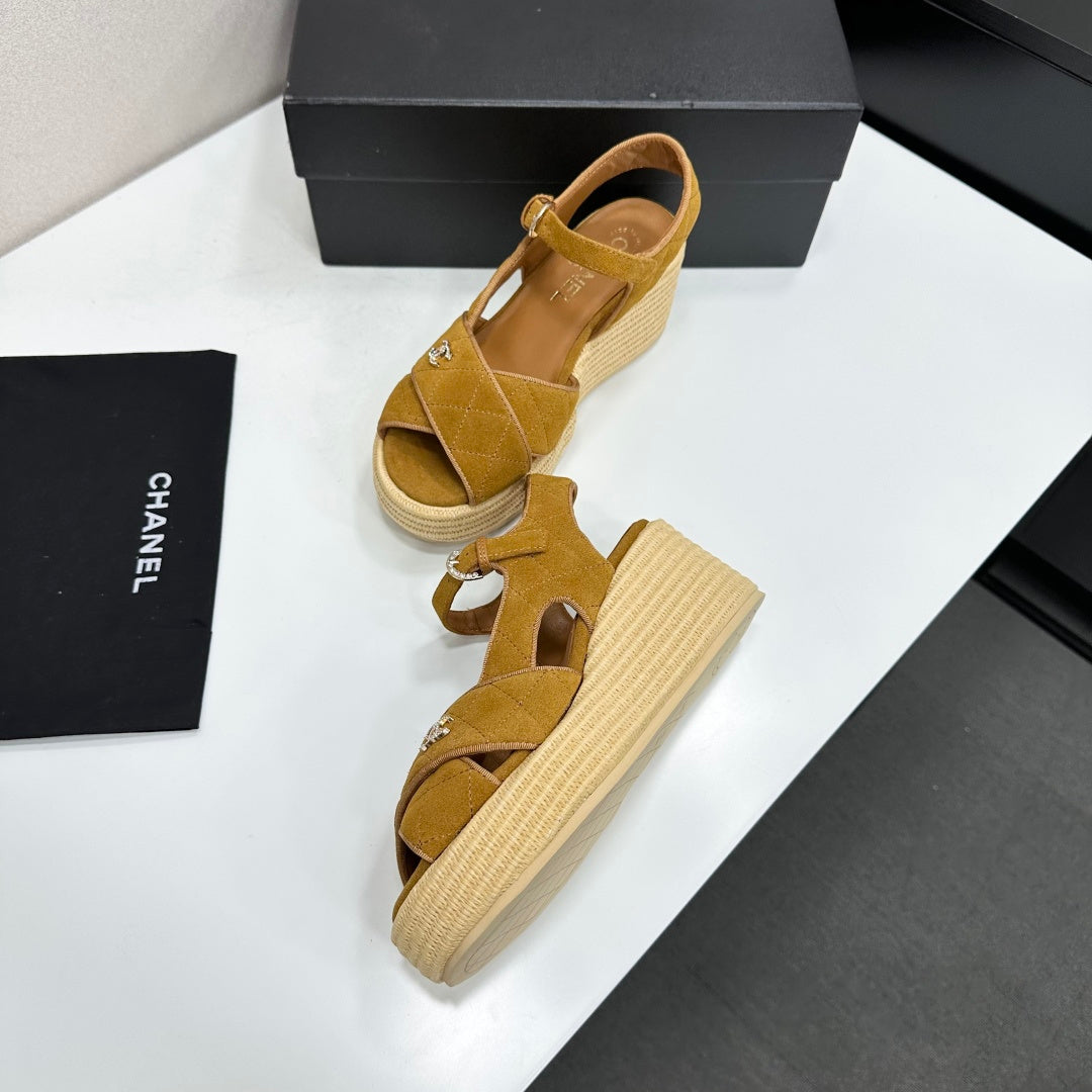 CC 26s Wedge Sandals Beige Suede 925930
