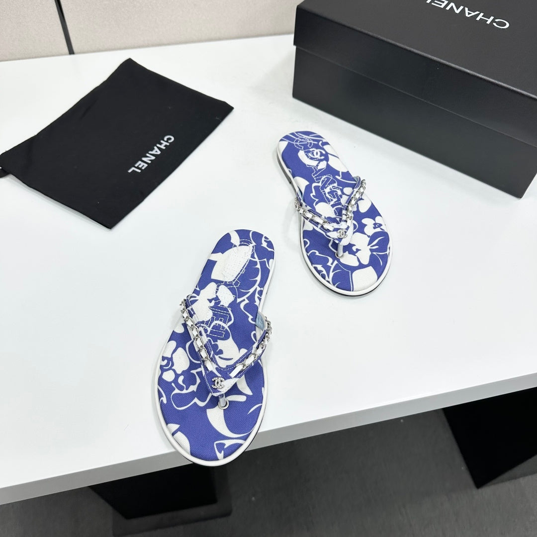 CC 26s Thong Sandals Blue Floral Printed Satin 925643