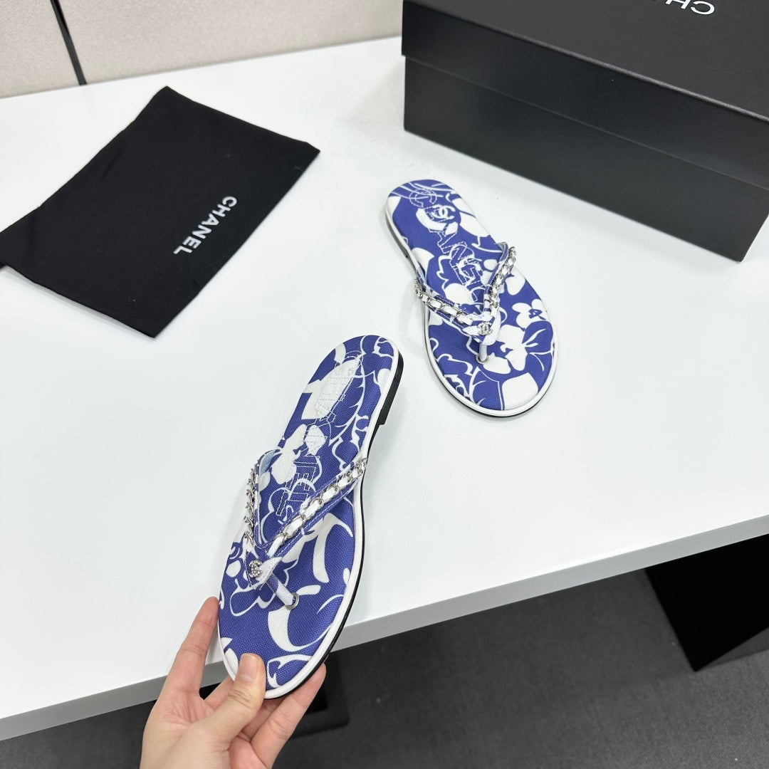CC 26s Thong Sandals Blue Floral Printed Satin 925643