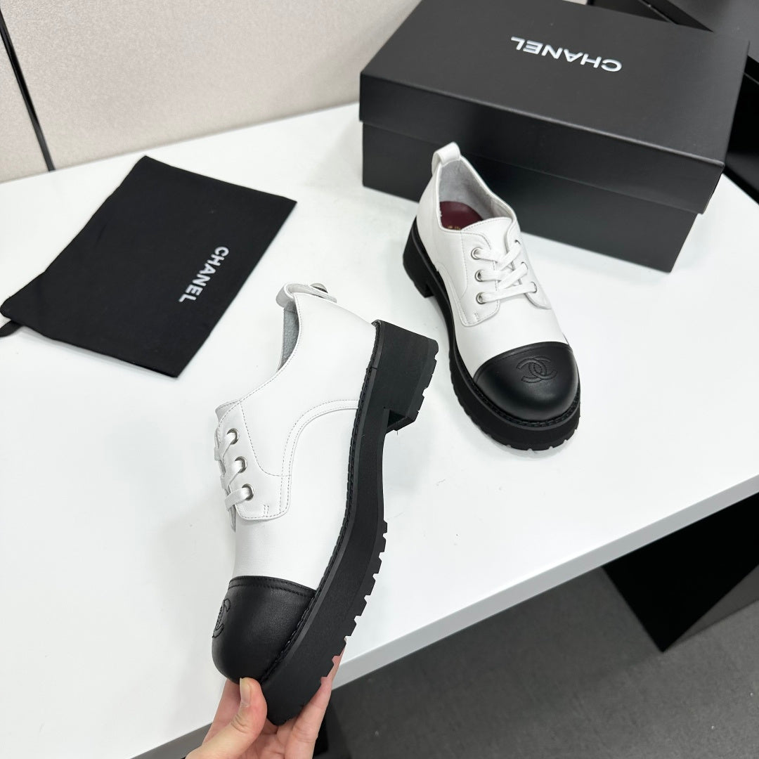 CC 26s Derby Loafer Black White Cowhide 925707