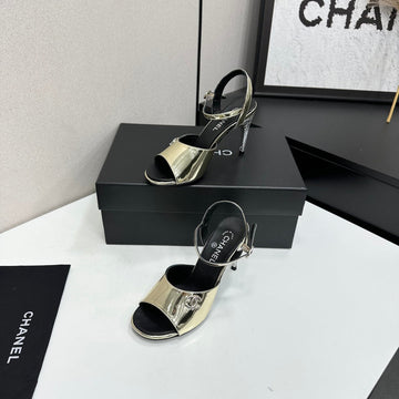 CC 26s Heeled Sandals Light Gold Patent Leather 925713