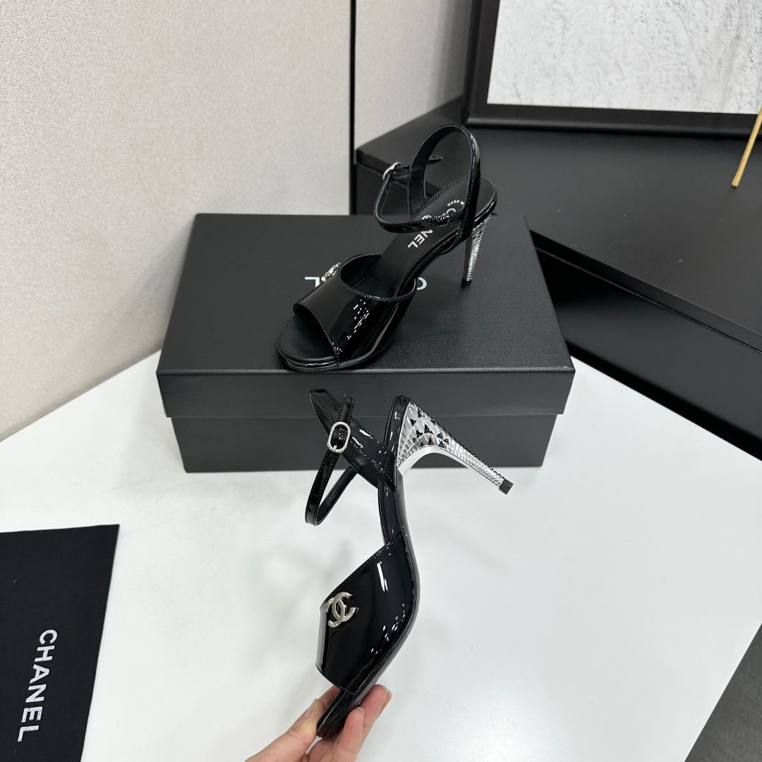 CC 26s Heeled Sandals Black Patent Leather 925714