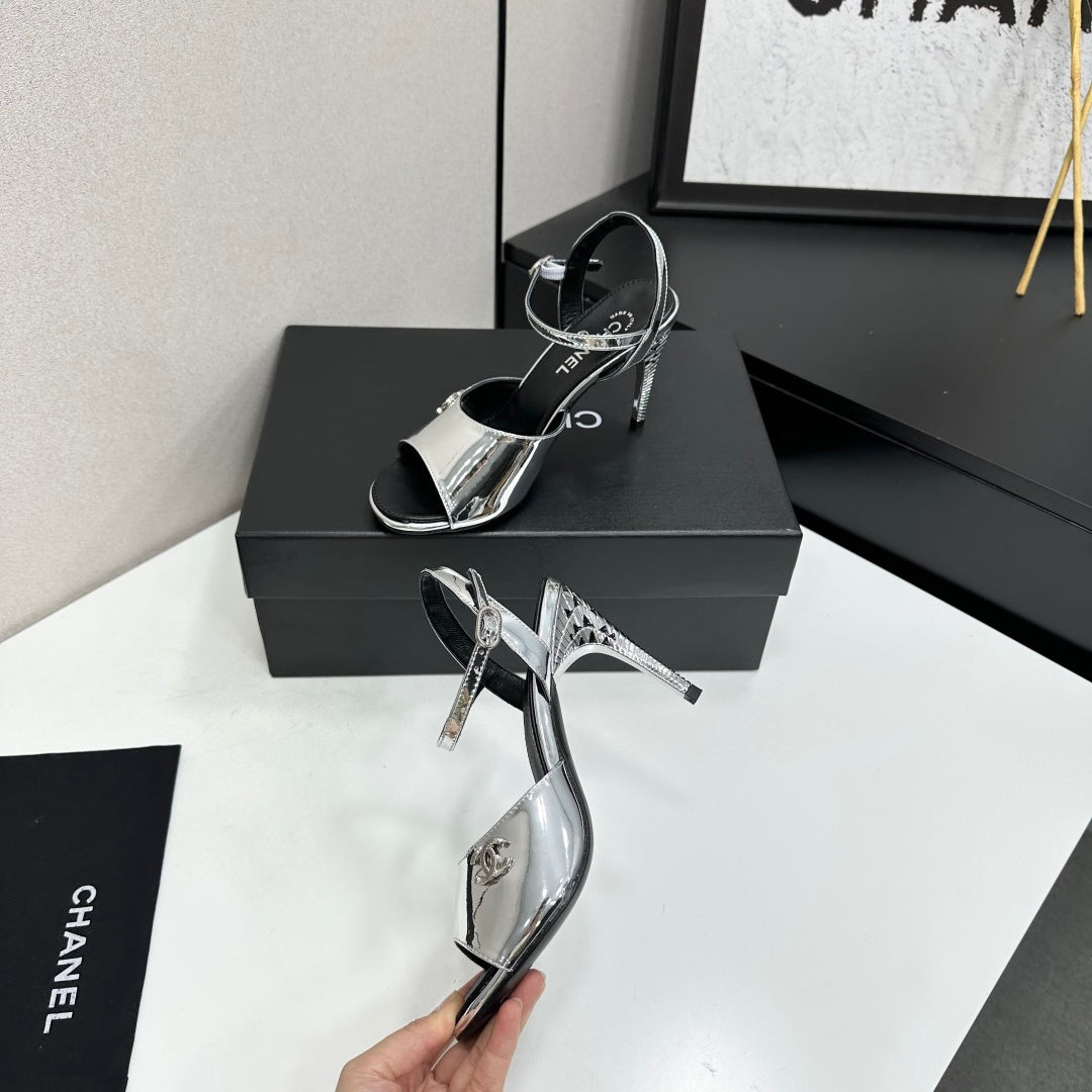 CC 26s Heeled Sandals Sliver Patent Leather 925715