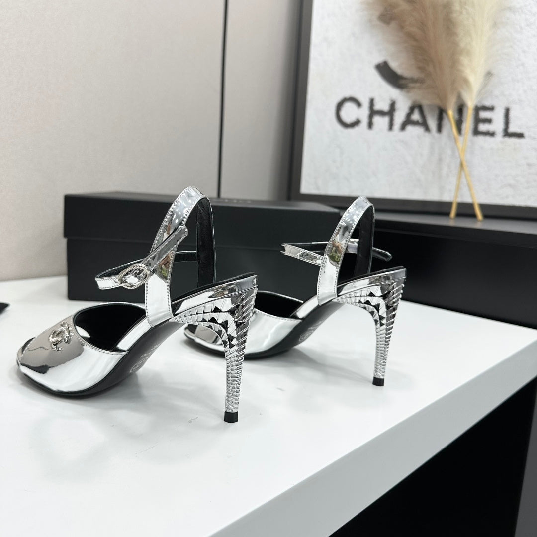 CC 26s Heeled Sandals Sliver Patent Leather 925715