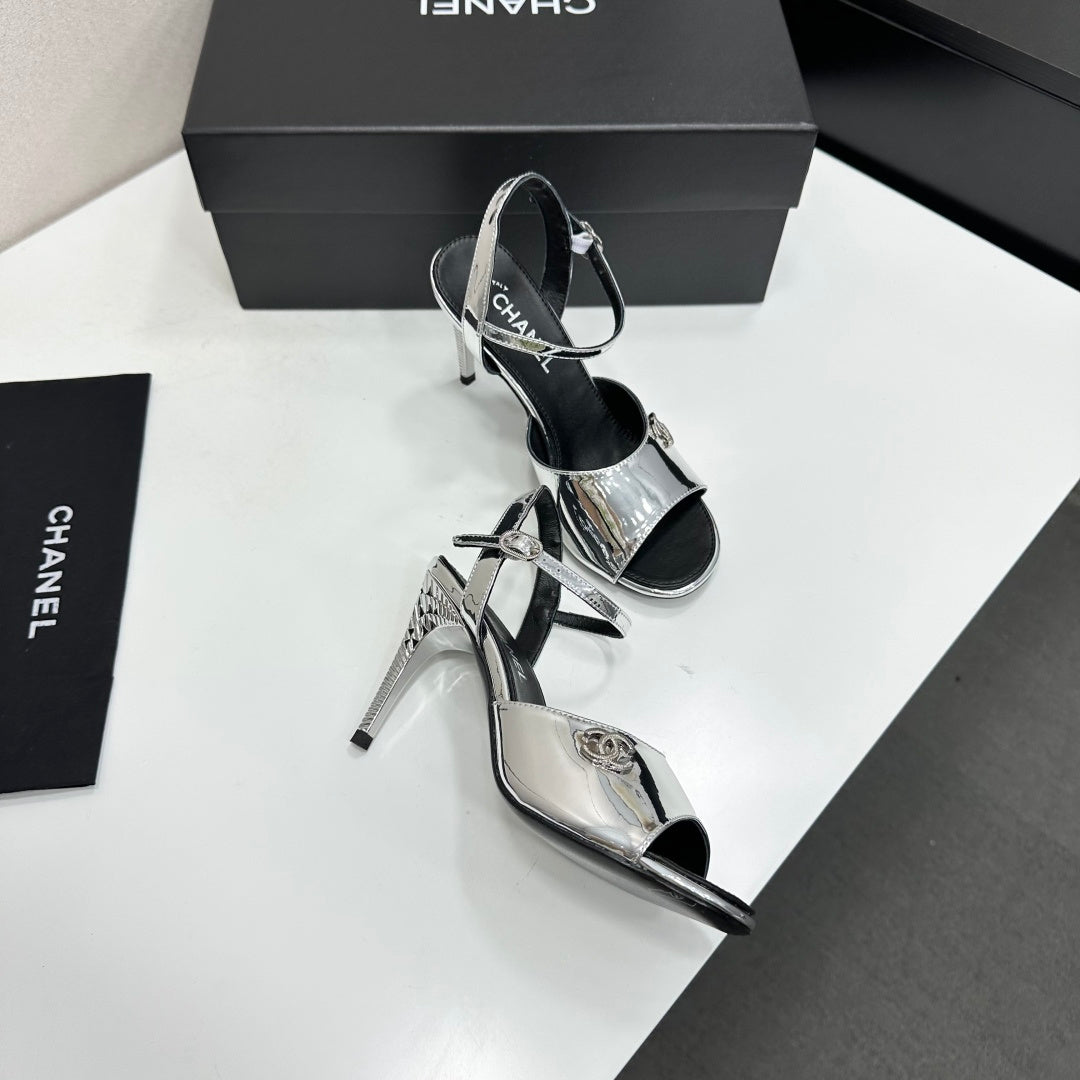 CC 26s Heeled Sandals Sliver Patent Leather 925715