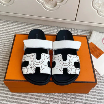 HM 2026 Velcro Slippers White Sheepskin 667458