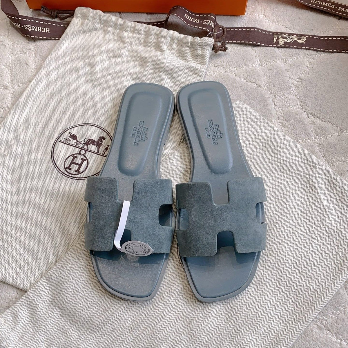 HM 26s Oran Sandal Dark Grey Suede 724292