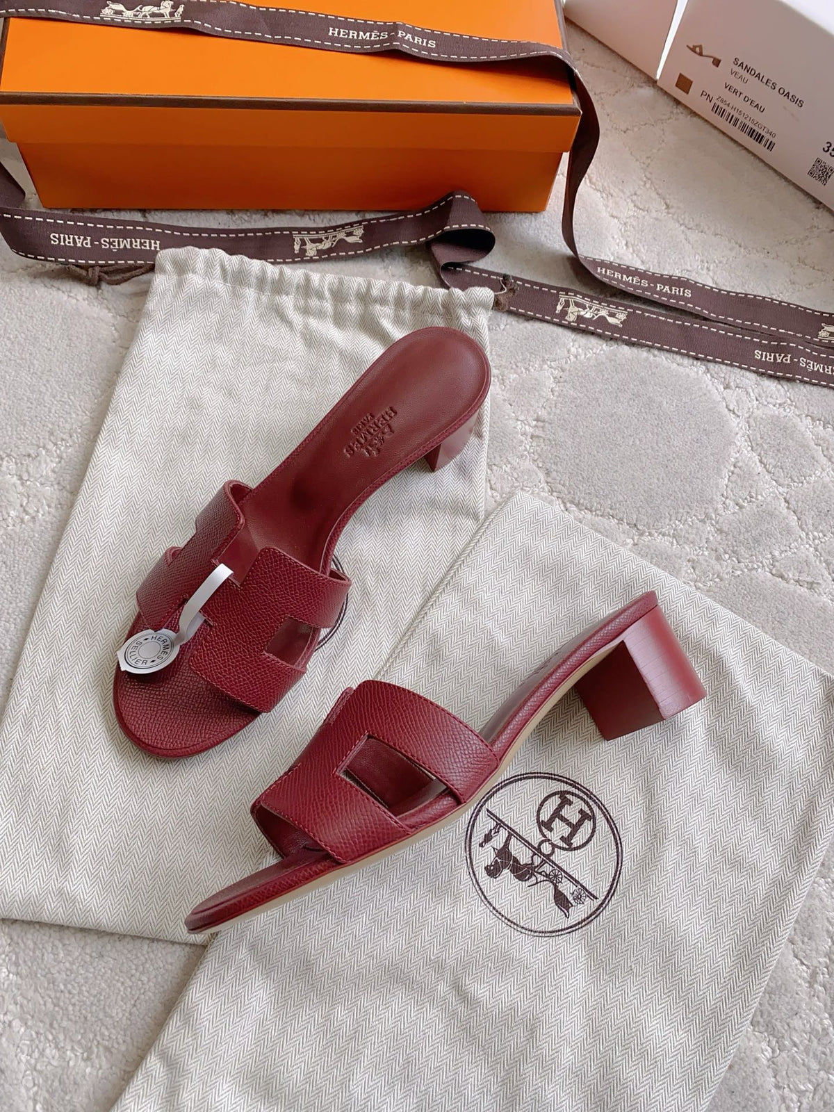 HM 26s Oran Sandal Burgundy Espom Goatskin 724268