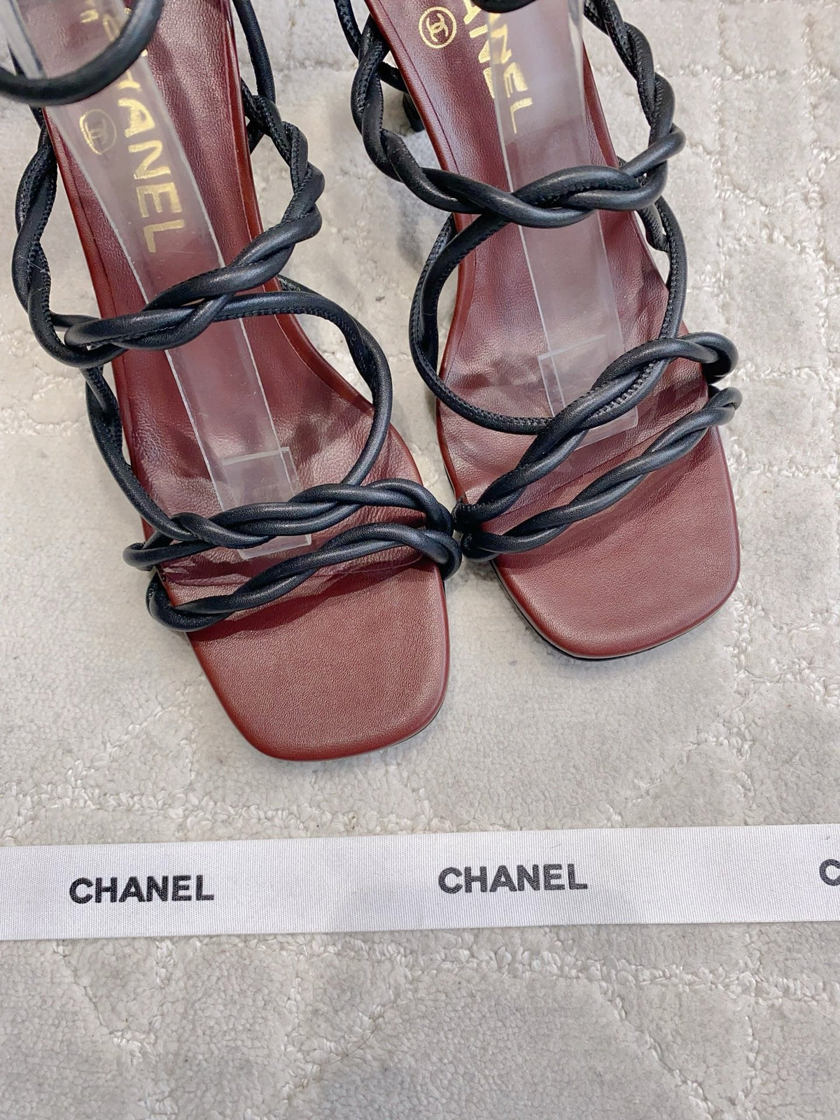 CC 26s Strappy Sandals 7.5cm Burgundy Black Sheepskin 723618
