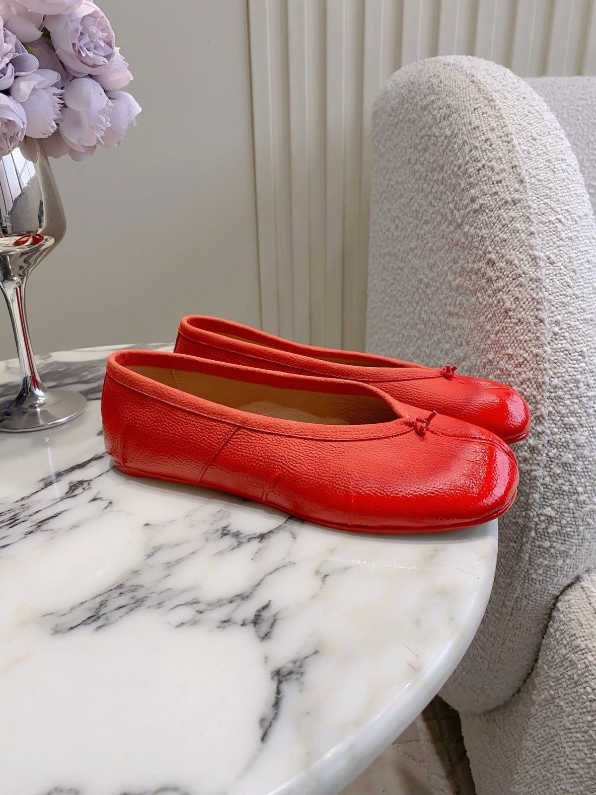 Maison Margie Split-Toe Ballet Flats Red Cowhide 724742