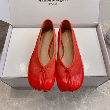 Maison Margie Split-Toe Ballet Flats Red Cowhide 724742
