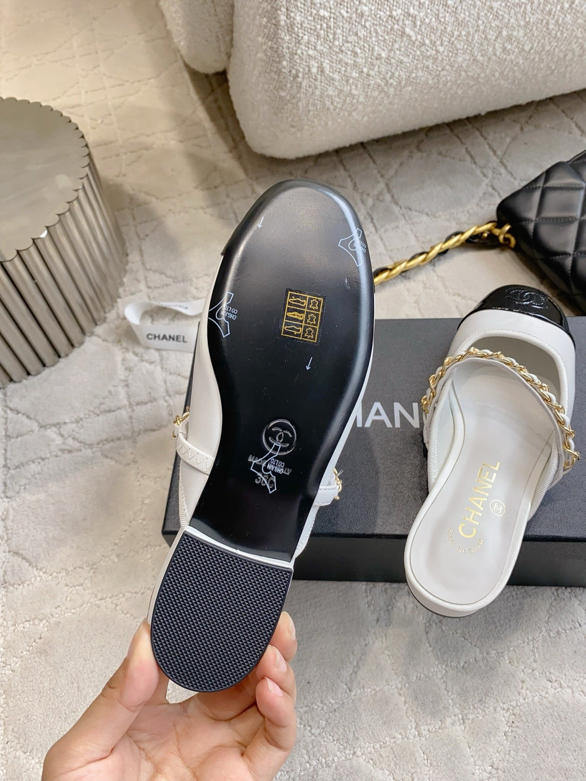 CC 2026s Chain Flat Mules  Black White Leather 723678