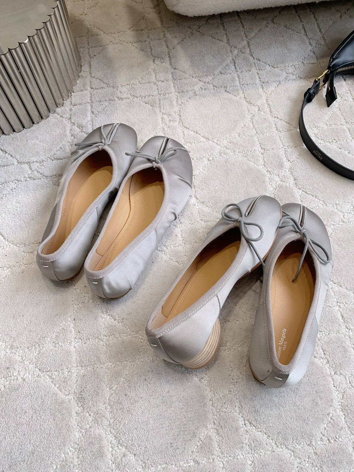 Maison Margie Split-Toe Ballet Flats Grey Satin 724811