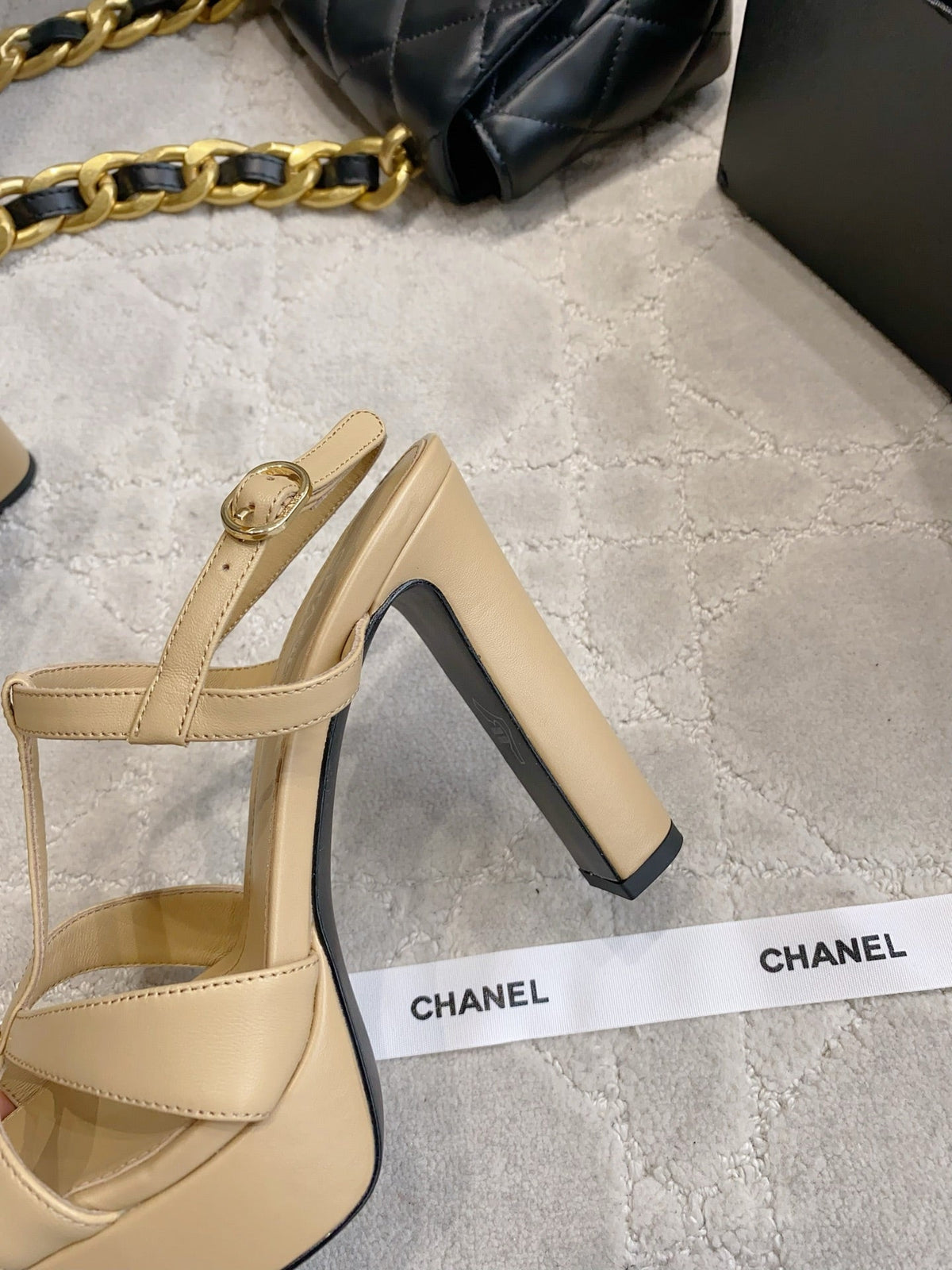 CC 26s Platform Stiletto Sandals 13cm Beige Sheepskin 723711