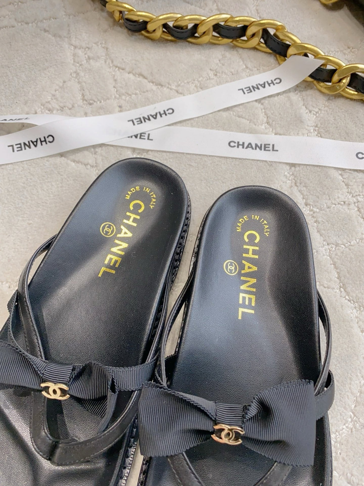 CC 26s Bow Thong Sandals Black Lambskin 723722