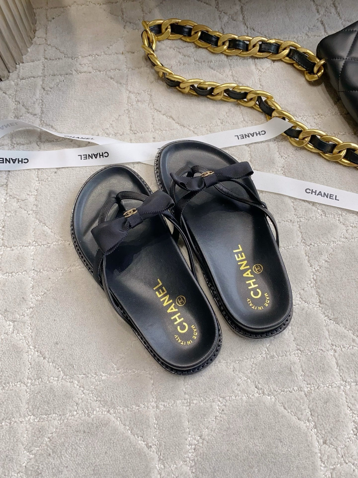CC 26s Bow Thong Sandals Black Lambskin 723722
