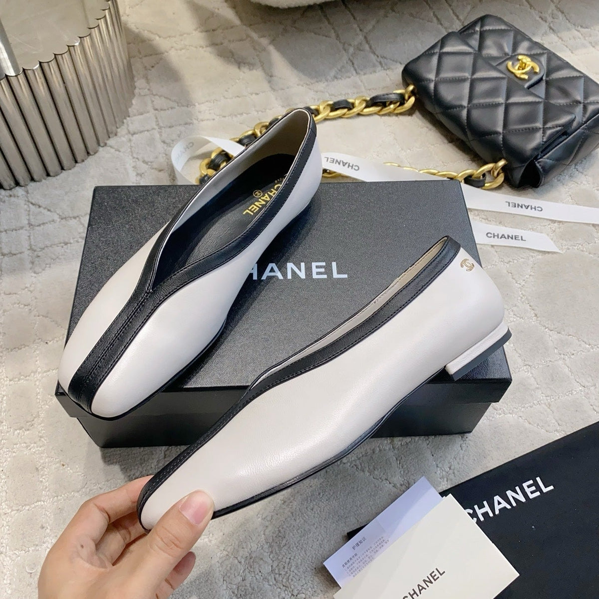CC 26s Ballet Flat Matthieu Blazy White Sheepskin 808130