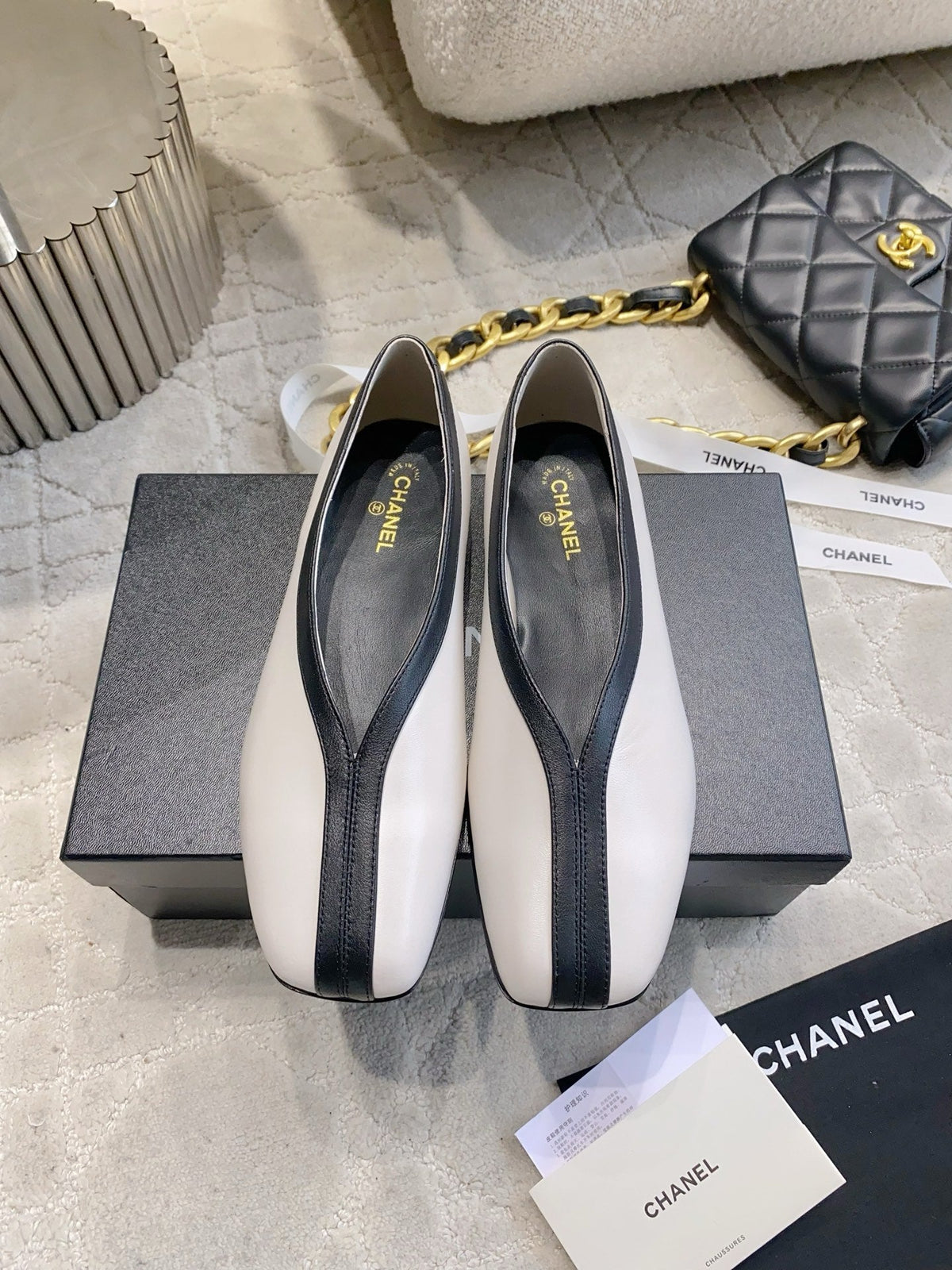 CC 26s Ballet Flat Matthieu Blazy White Sheepskin 808130
