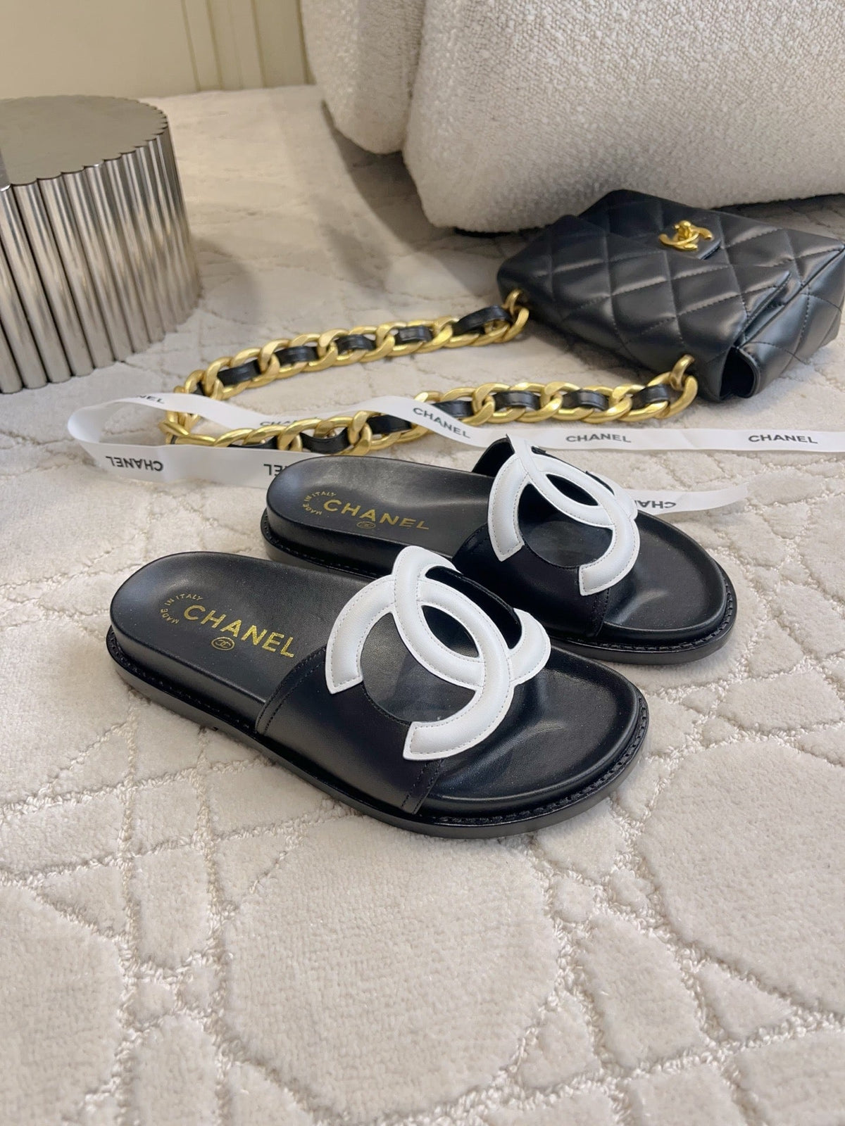 CC Logo Slide Black Lambskin 723797