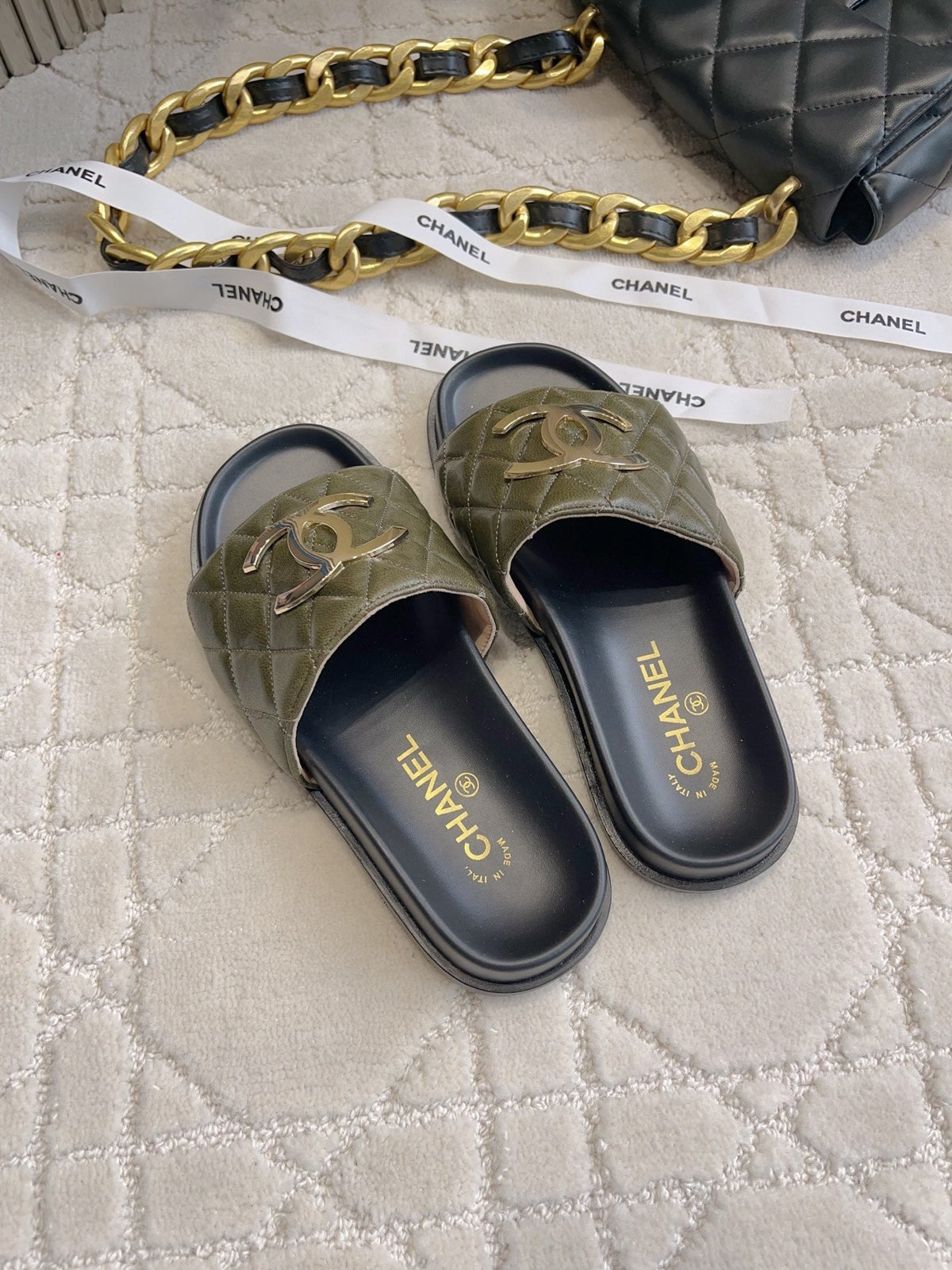 CC Logo Slide Black Olive Quited Lambskin 723795