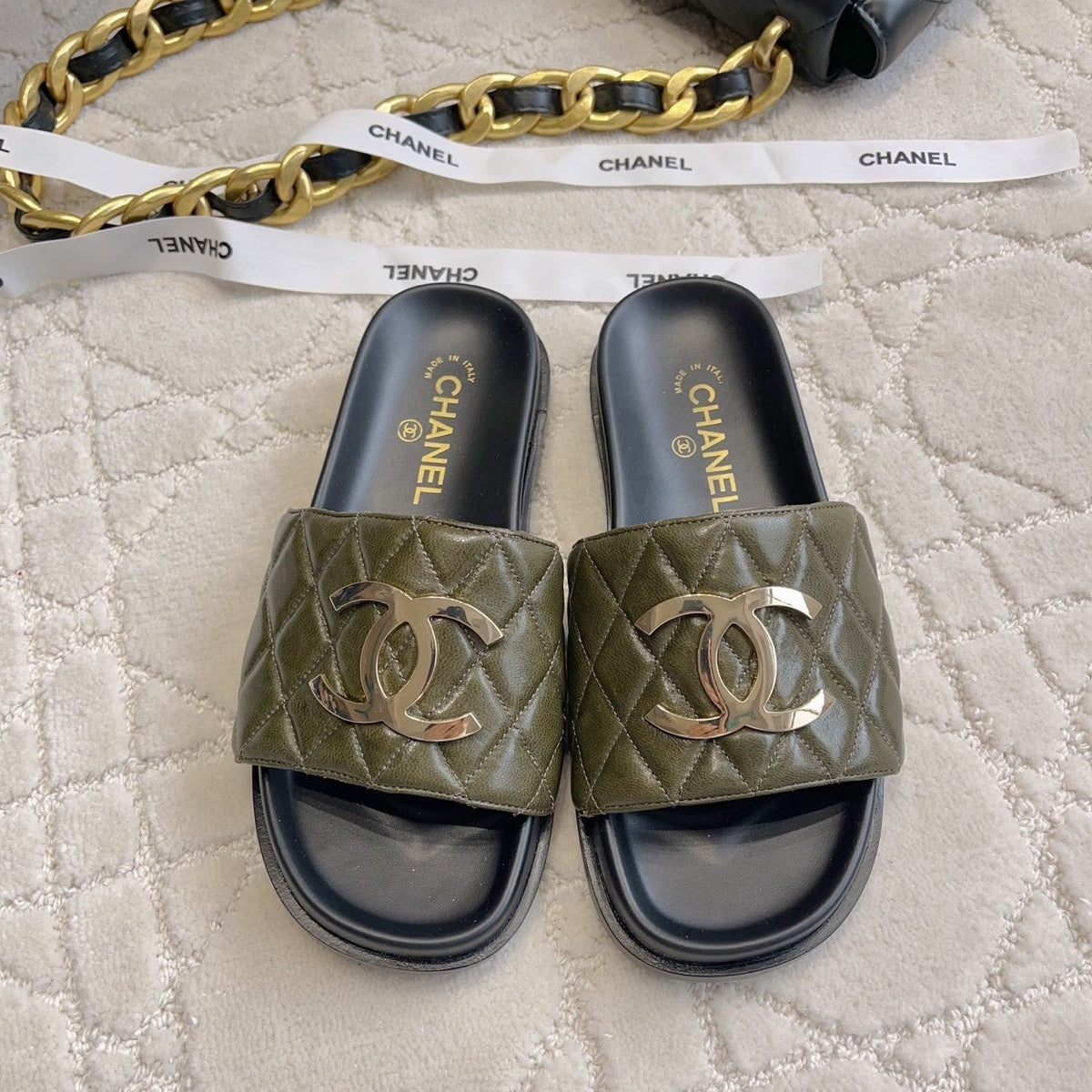 CC Logo Slide Black Olive Quited Lambskin 723795