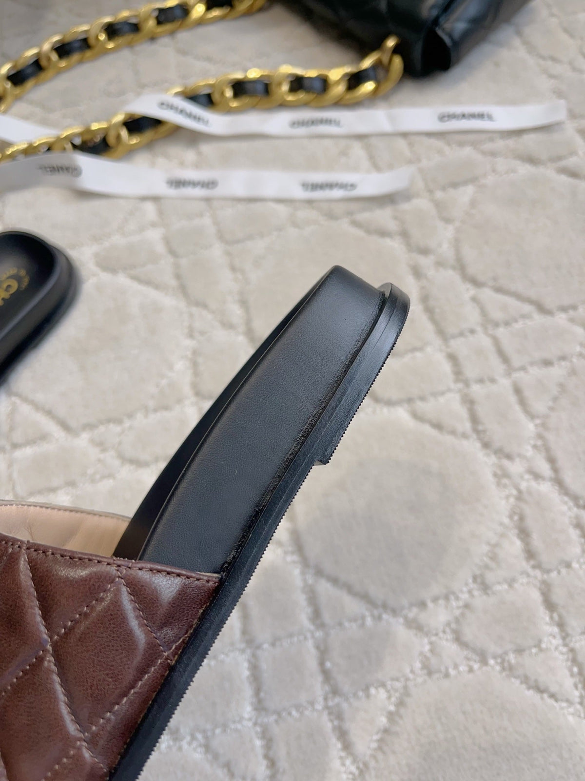 CC Logo Slide Black Brown Quited Lambskin 723794