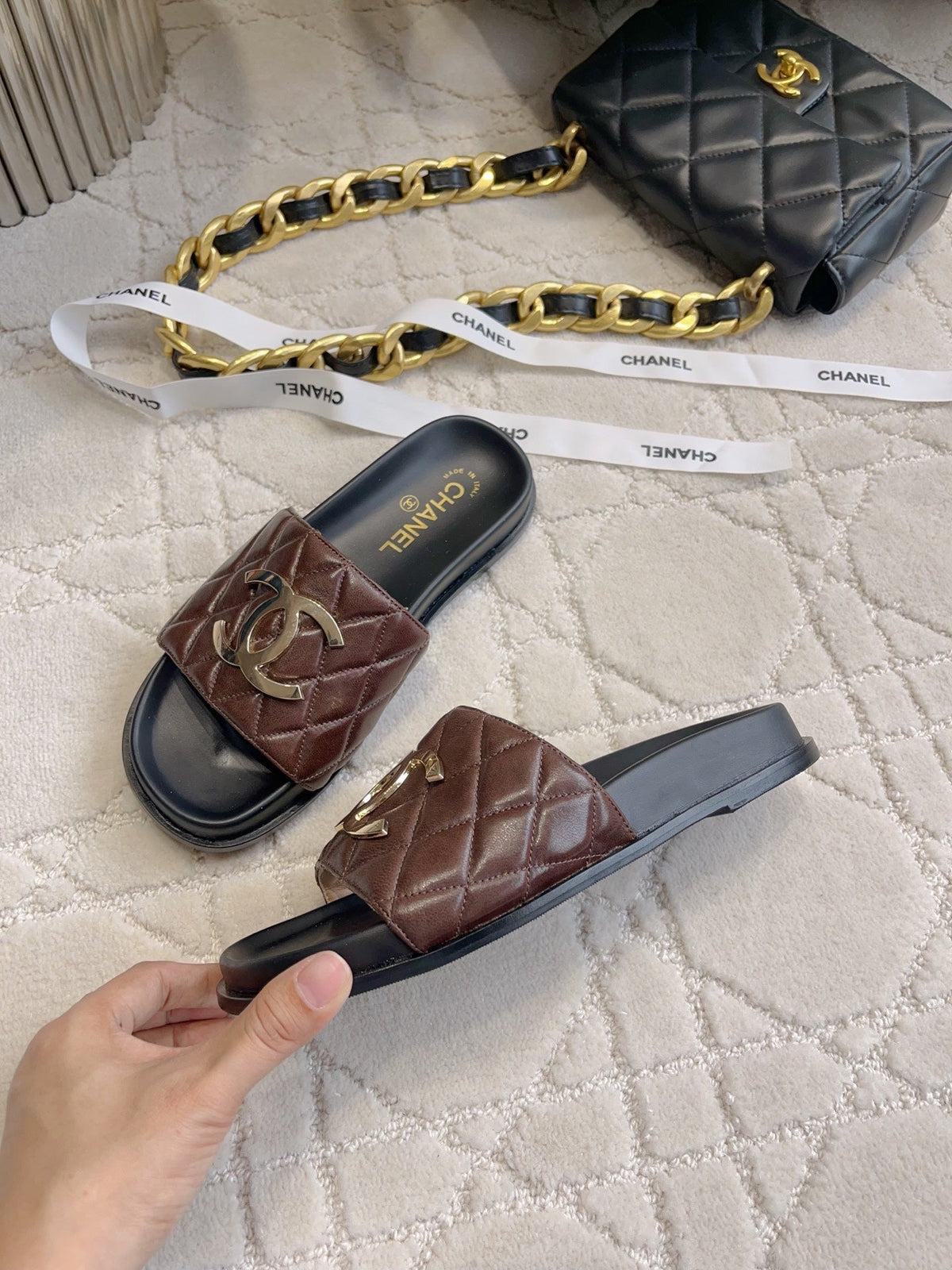 CC Logo Slide Black Brown Quited Lambskin 723794
