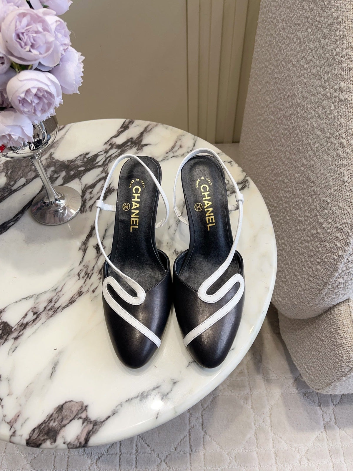 CC Métiers d'art 2026 Slingback 7.5cm Black Lambskin 808100
