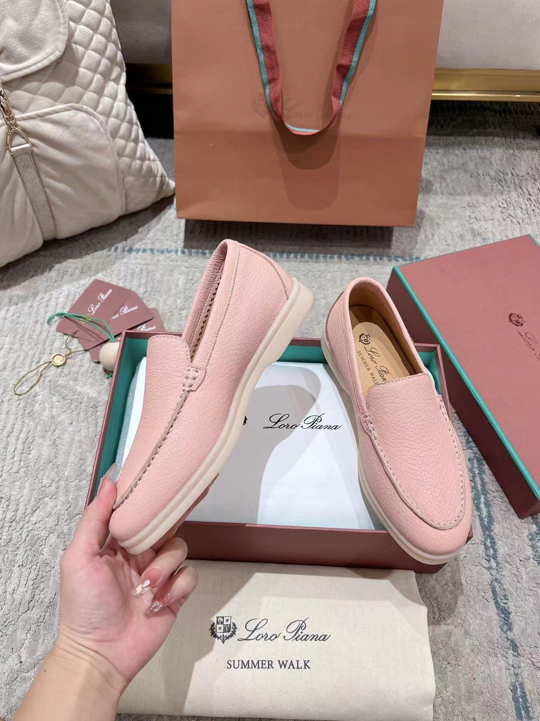 LP Summer Walk Light Pink Grain Leather 664631