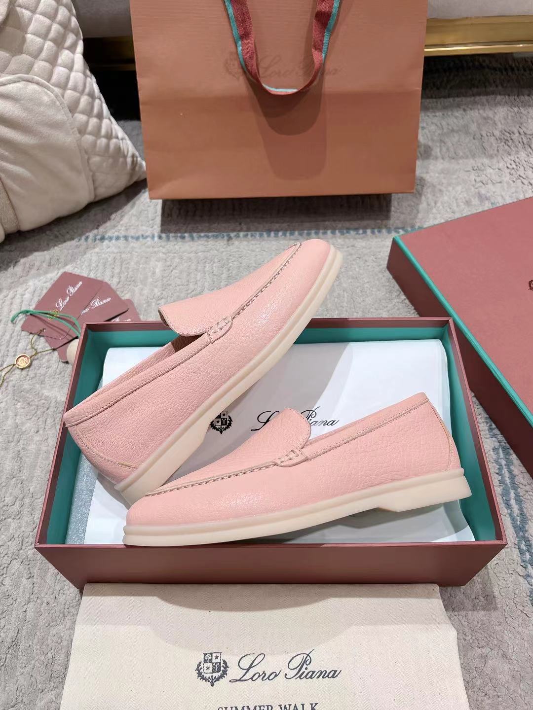 LP Summer Walk Light Pink Grain Leather 664631