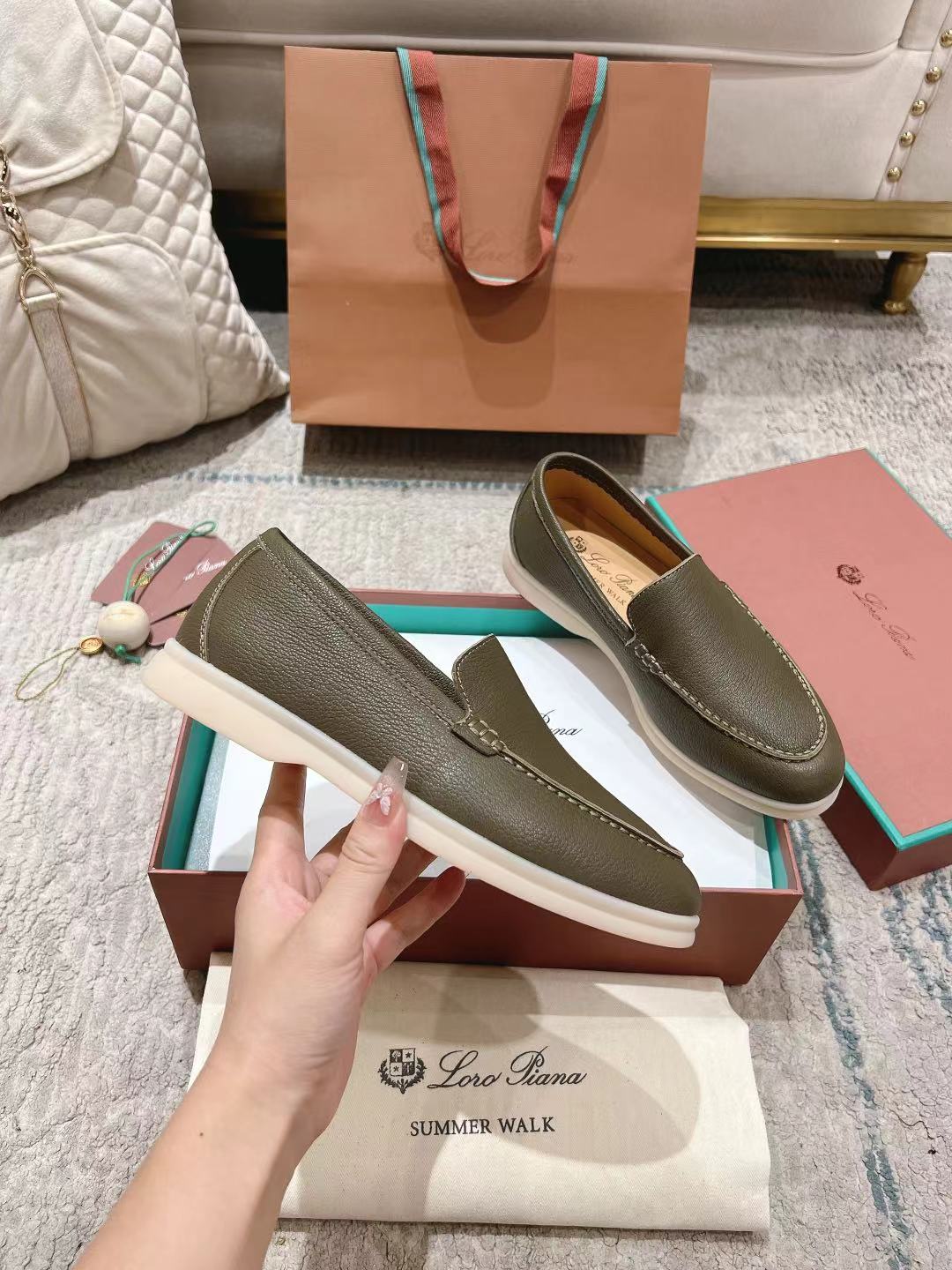 LP Summer Walk Etope Grain Leather 664626