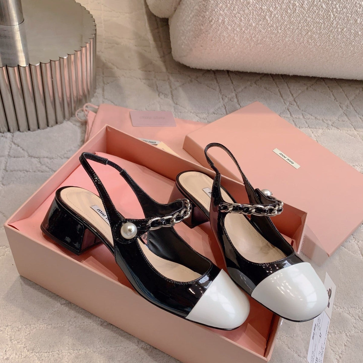 Miu Bicolor Cap-Toe Slingback 4cm Black White Patent Leather 724261