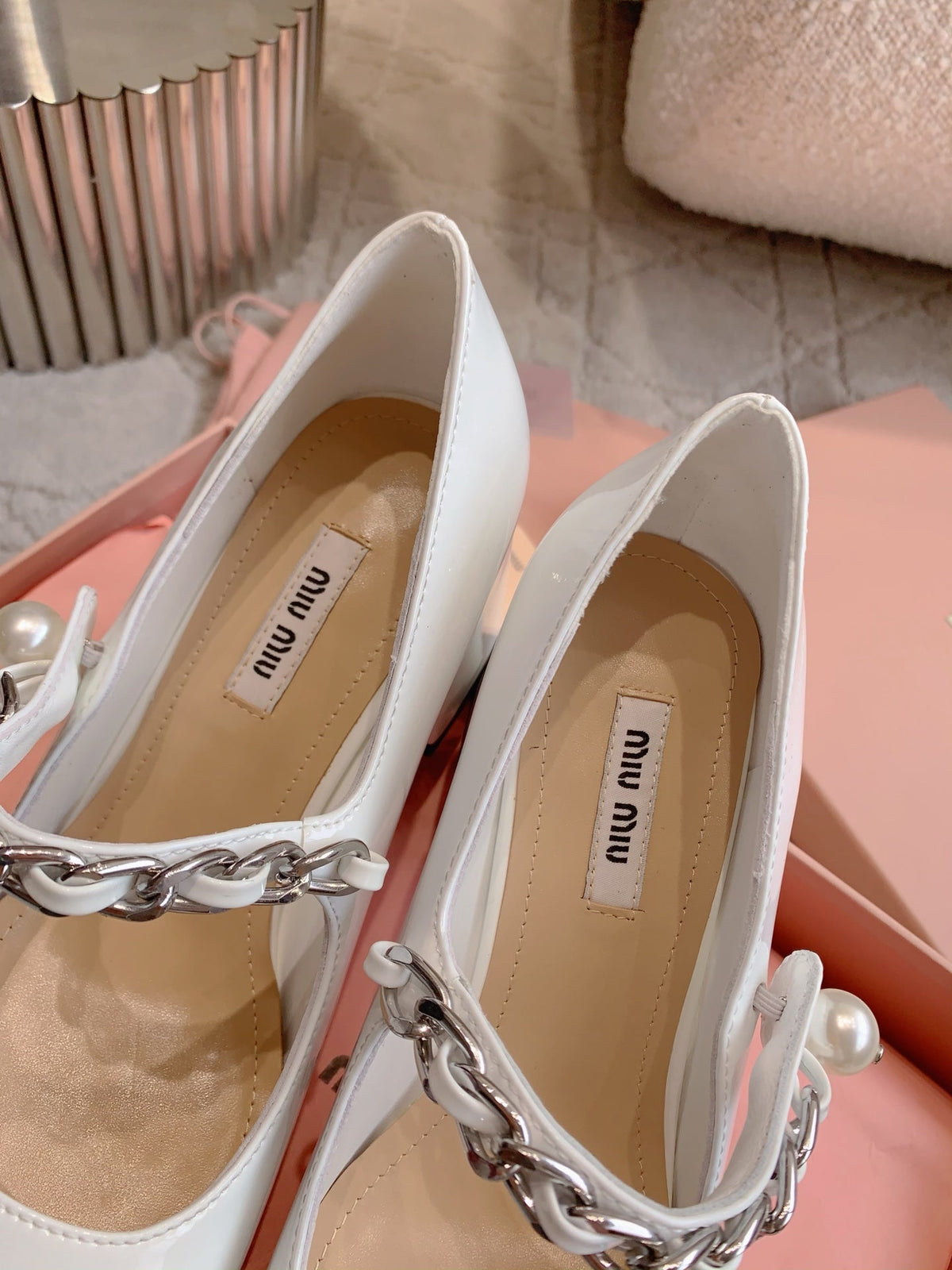Miu Bicolor Cap-Toe Pump 7.5cm Black White Patent Leather 724262