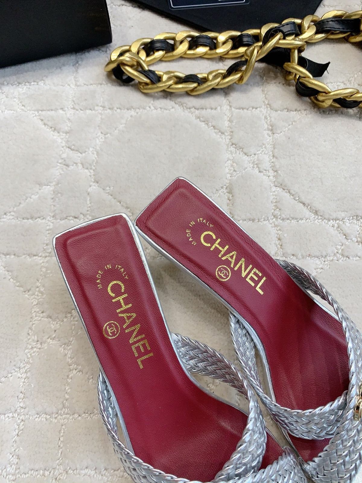 CC Cross Sandal Sliver Woven Kitten Lambskin 808089